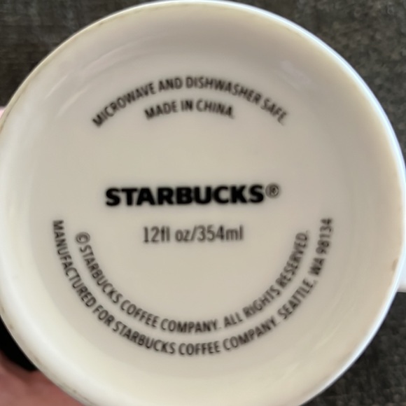 Starbucks 12 oz. Coffee Mug Cup Textured Design Green Mermaid Logo Seattle Wa. - Picture 2 of 4